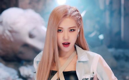 BLACKPINK Rosé  Vücut Ölçüleri 2025 (Boy-Kilo-Ayak Numarası v.b)